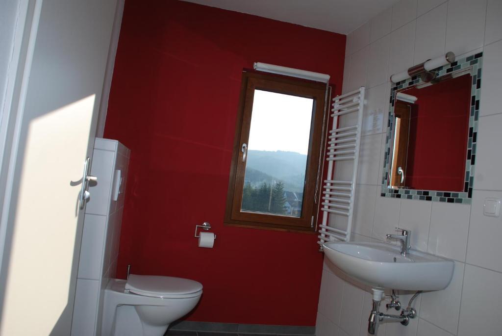 Hinter Den Spiegeln Heimbach Quarto foto
